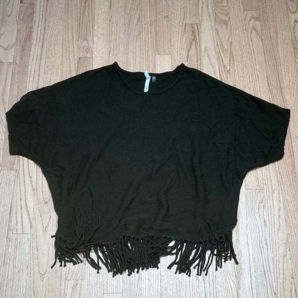 Poncho Fringe Sweater NY Collection